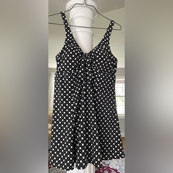 Craft& Barrow women’s one piece swimsuit black with white polkadot. Size 18 - Picture 2 of 4